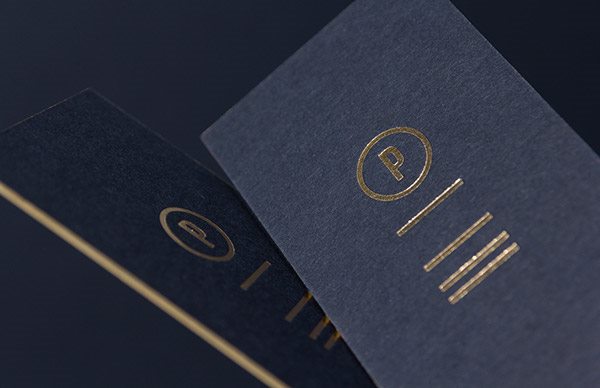 奢侈品LOGO設計在形象塑造時(shí)的逆思維-5